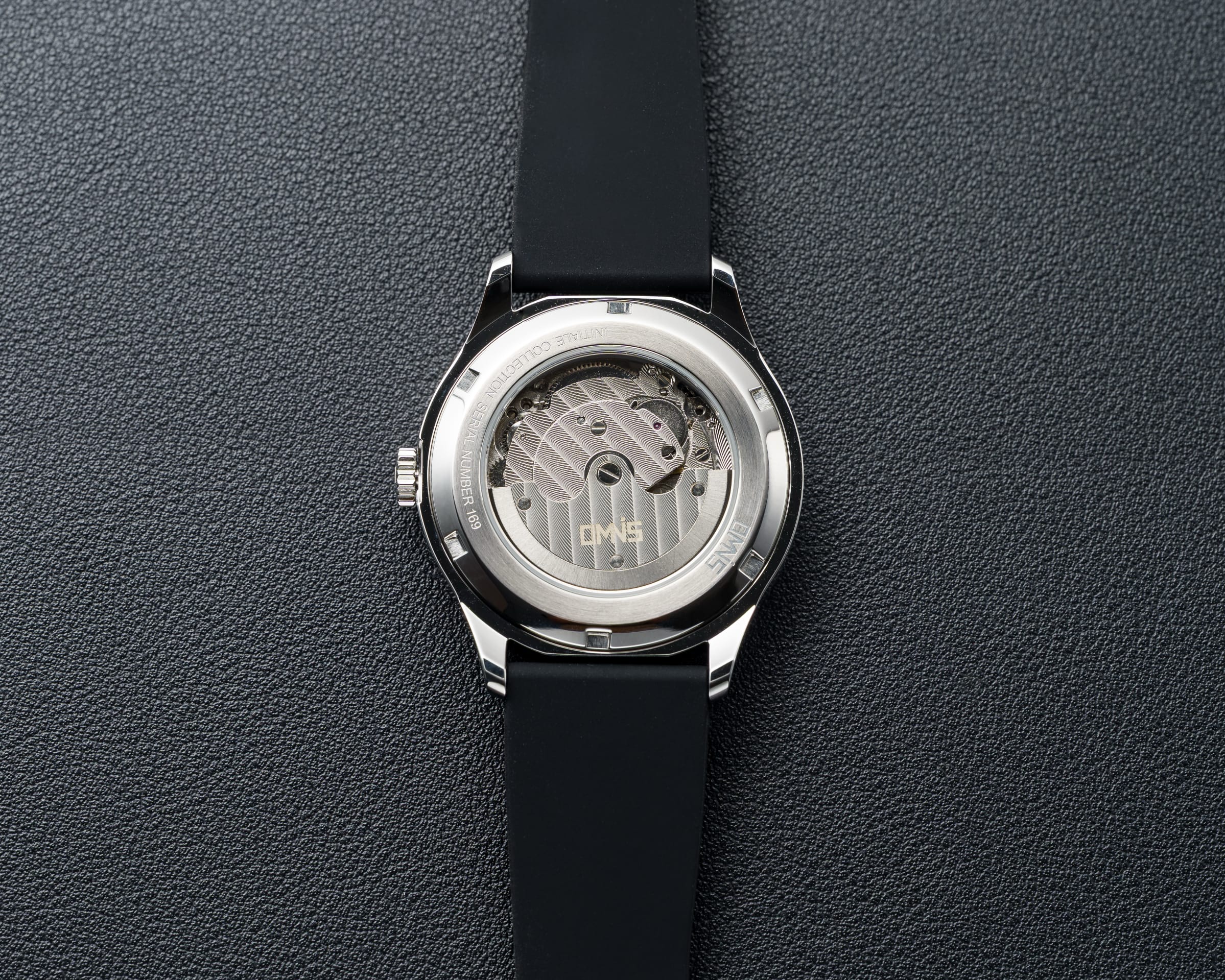 Initiale Classique Heure Sautante