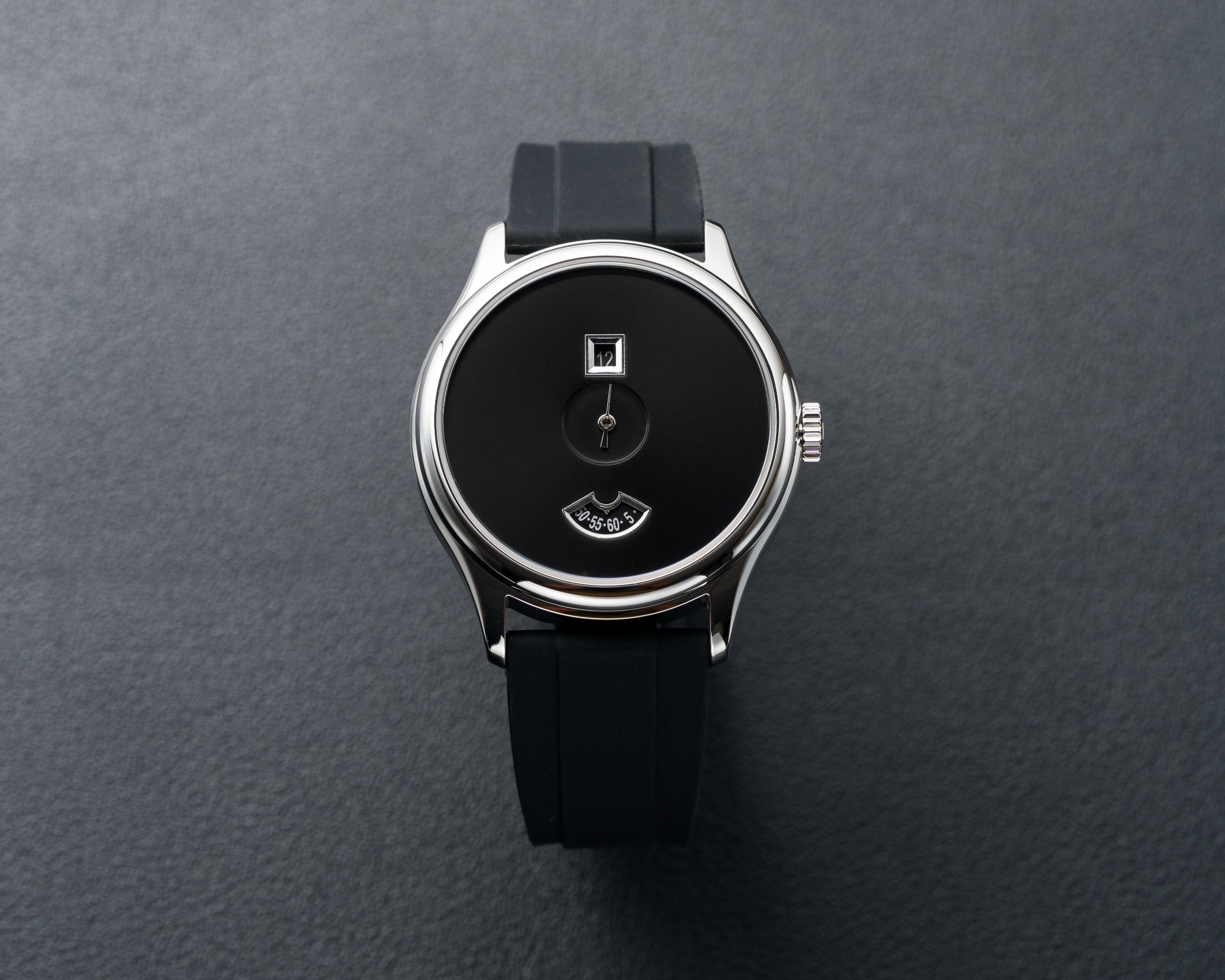 Initiale Classique Heure Sautante